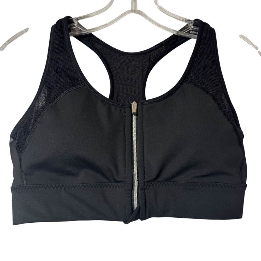 Athleta Zip It Sports Bar Size Medium